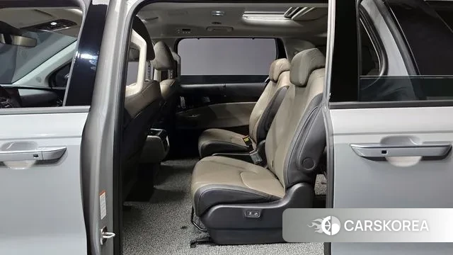 Kia The New Carnival 4th Generation 2024 Серый из Кореи, фото 3