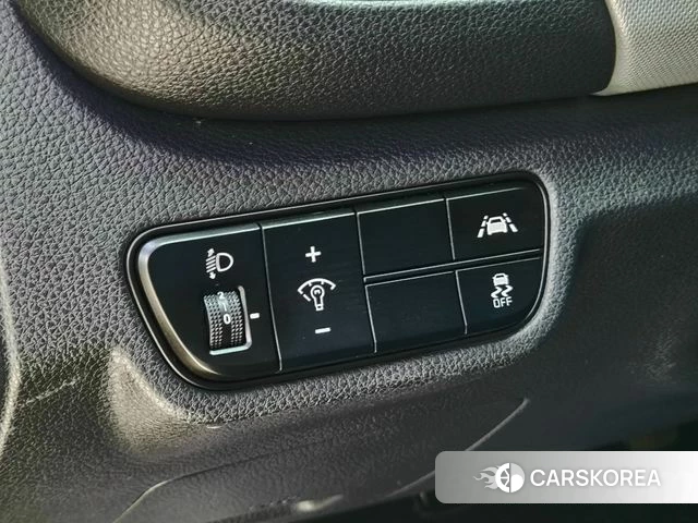 Kia Seltos 2021 Белый из Кореи, фото 3