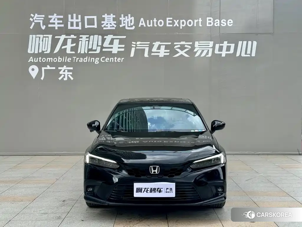 Honda Civic 2024 Черный из Китая, фото 3