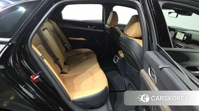 Kia K5 3rd generation 2023 Черный из Кореи, фото 3