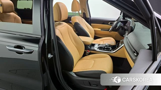 Kia Carnival 4th generation 2023 Черный из Кореи, фото 3