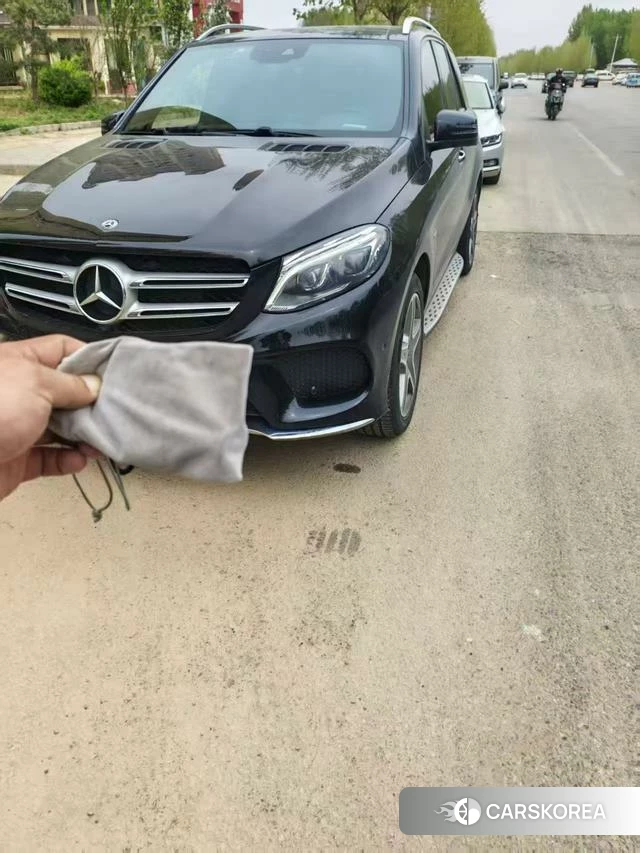 Mercedes-Benz GLE (import) 2018 Черный из Китая, фото 3