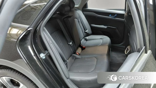 Kia K5 3rd generation 2023 Черный из Кореи, фото 3