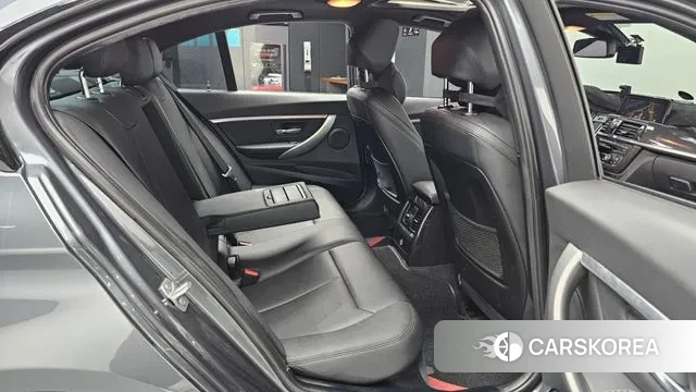 BMW 3 Series (F30) 2018 Серый из Кореи, фото 3