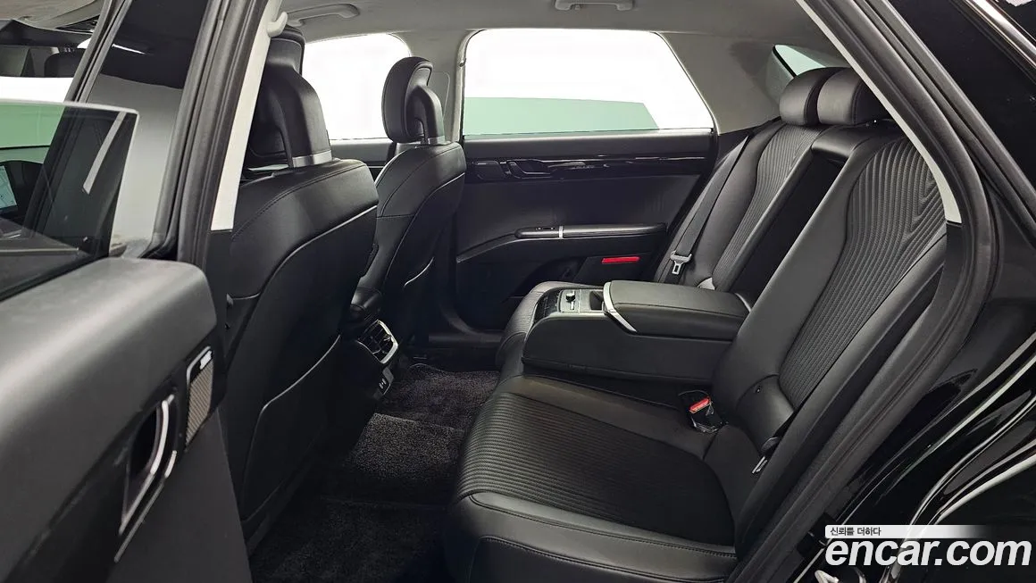 Hyundai Grandeur Hybrid (GN7) 2023 Черный из Кореи, фото 3