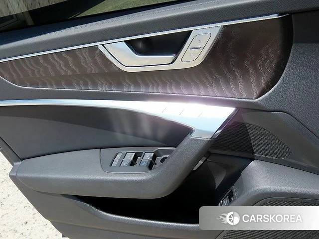 Audi A6 (C8) 2023 Синий из Кореи, фото 3