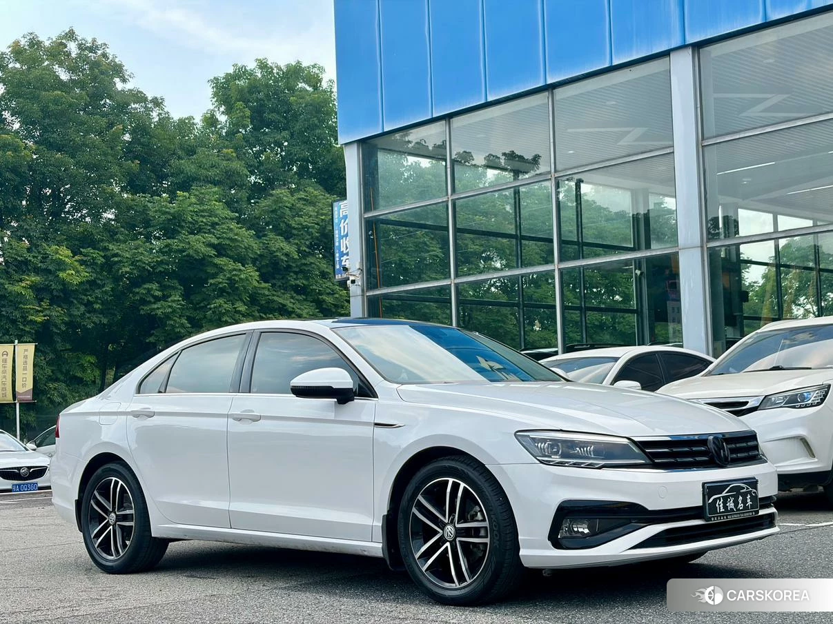 Volkswagen Lingdu 2020 Белый из Китая, фото 3