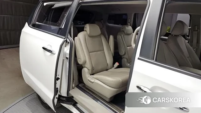 Kia The New Carnival 2020 Белый из Кореи, фото 3