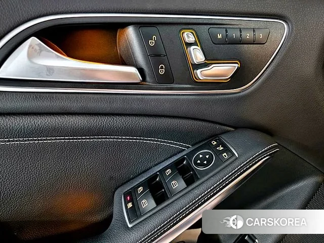 Mercedes-Benz CLA-Class C117 2018 Синий из Кореи, фото 3