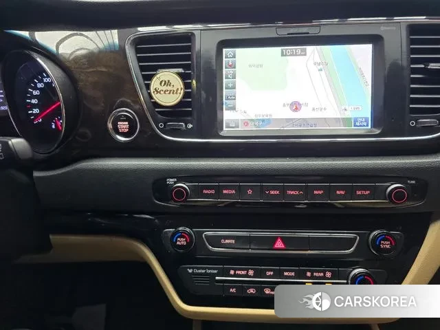 Kia The New Carnival 2019 Черный из Кореи, фото 3