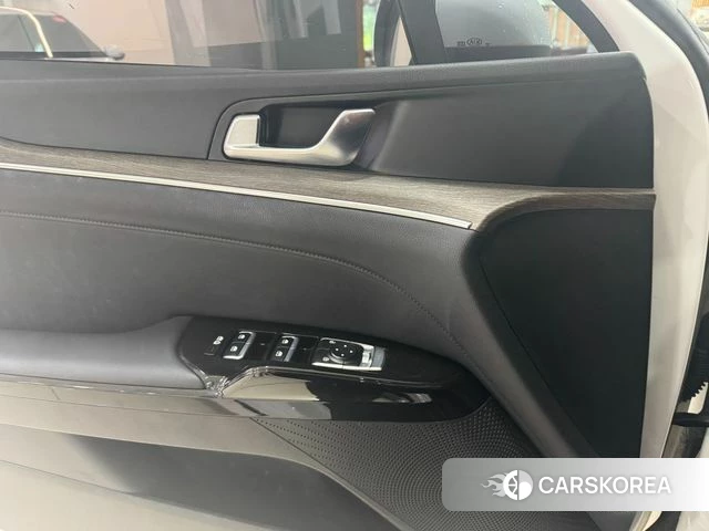 Kia K5 3rd generation 2021 Белый из Кореи, фото 3