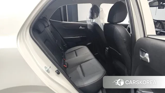 Kia Morning Urban (JA) 2023 Жемчужный цвет из Кореи, фото 3