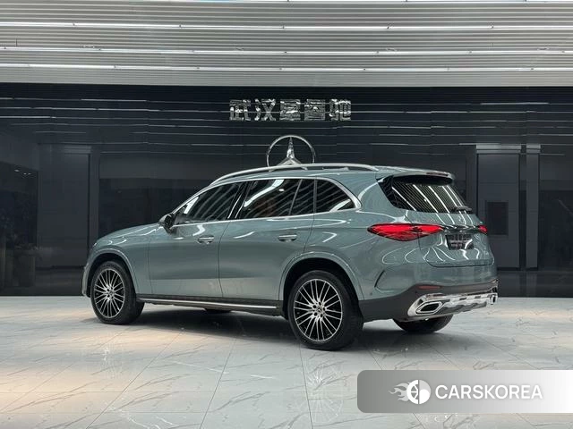 Mercedes-Benz GLC 2024 Зеленый из Китая, фото 3