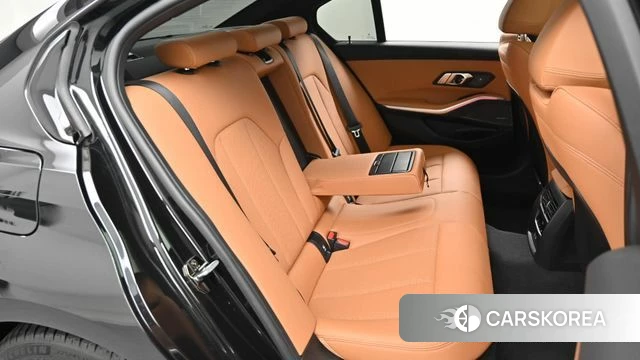 BMW 3 Series (G20) 2025 Черный из Кореи, фото 3