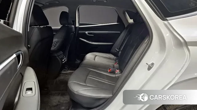 Hyundai Sonata D Edge Hybrid (DN8) 2024 Белый из Кореи, фото 3