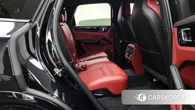 Porsche Cayenne (PO536) 2020 Черный из Кореи, фото 3