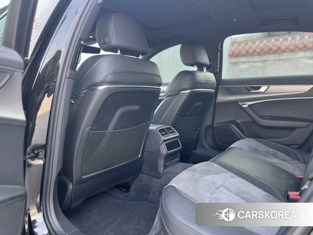 Audi A6L 2021 Черный из Китая, фото 3