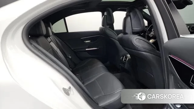 Mercedes-Benz C-Class W206 2023 Белый из Кореи, фото 3