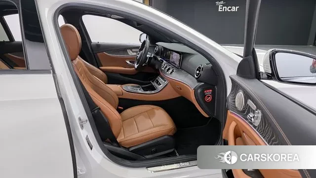 Mercedes-Benz E-Class W213 2021 Белый из Кореи, фото 3