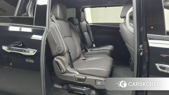 Honda Odyssey 2023 Черный из Кореи, фото 3