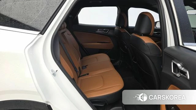 Kia Sportage 5th Generation 2024 Белый из Кореи, фото 3