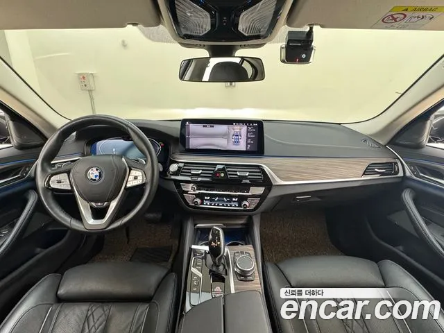 BMW 5 Series (G30) id 2719886 из Кореи 3