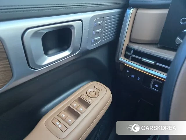 Hyundai Santa Fe (MX5) 2024 Белый из Кореи, фото 3