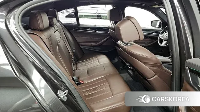 BMW 5 Series (G30) 2019 Серый из Кореи, фото 3