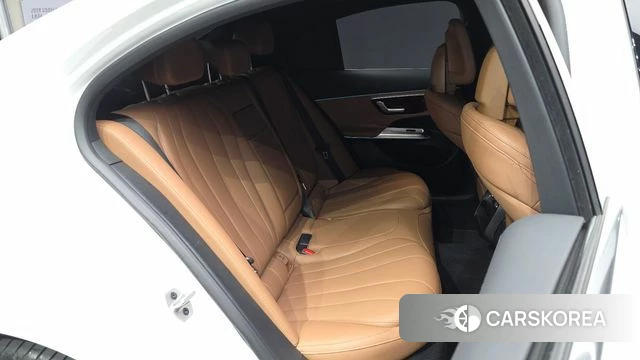 Mercedes-Benz E-Class W214 2025 Белый из Кореи, фото 3