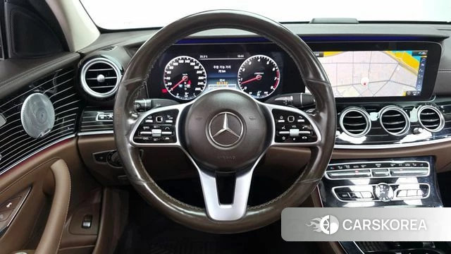 Mercedes-Benz E-Class W213 2020 Серый из Кореи, фото 3
