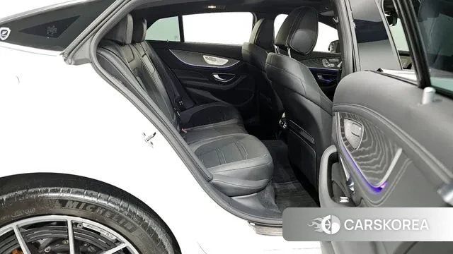 Mercedes-Benz AMG GT 2023 Белый из Кореи, фото 3