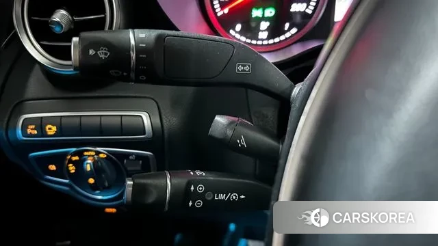 Mercedes-Benz GLC-Class X253 2019 Белый из Кореи, фото 3