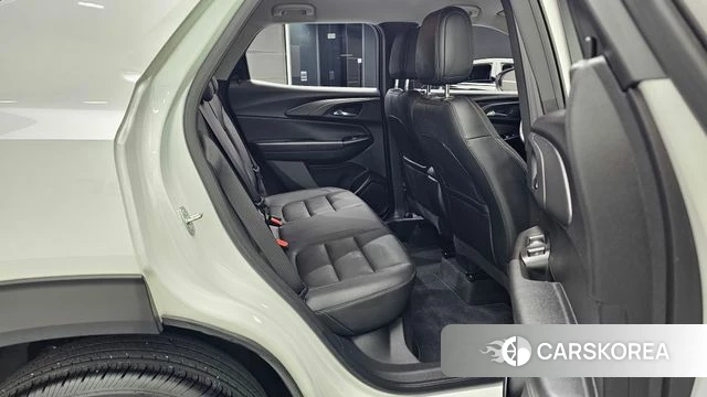 Chevrolet (GM Daewoo) Trailblazer 2022 Белый из Кореи, фото 3