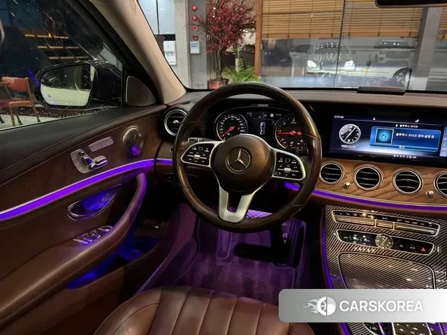 Mercedes-Benz E-Class W213 2019 Белый из Кореи, фото 3