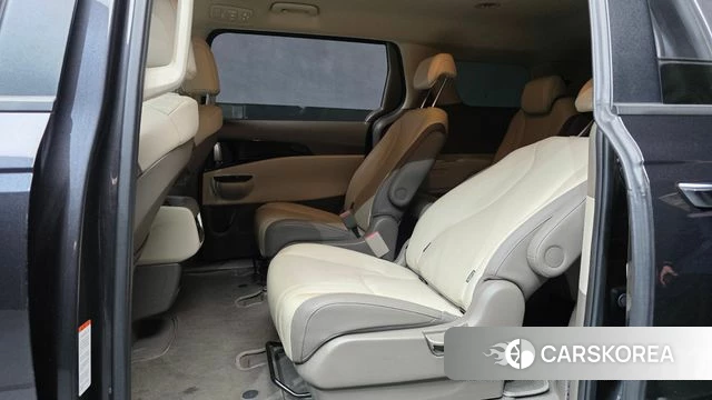 Kia Carnival 4th generation 2023 Серый из Кореи, фото 3