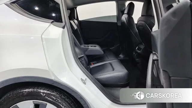 Tesla Model Y 2021 Белый из Кореи, фото 3