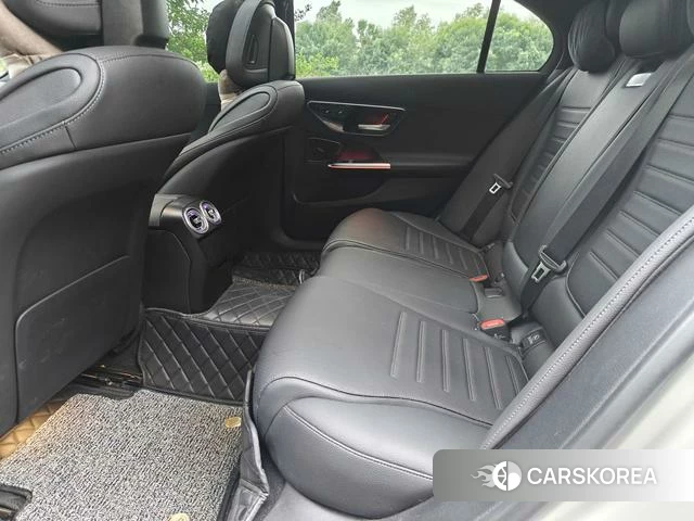 Mercedes-Benz Class C 2024 Белый из Китая, фото 3