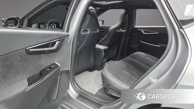 Kia EV6 2023 Серебряный из Кореи, фото 3