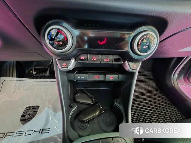 Kia The New Morning (JA) 2023 Темно-зеленый из Кореи, фото 3