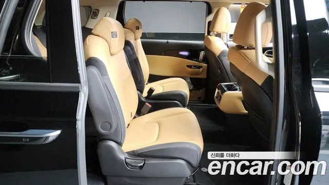 Kia Carnival 4th generation 2023 Черный из Кореи, фото 3