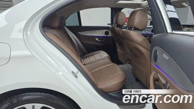 Mercedes-Benz E-Class W213 2019 Белый из Кореи, фото 3