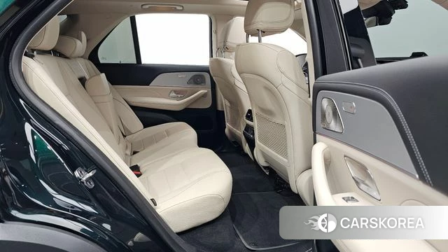 Mercedes-Benz GLE-Class W167 2023 Темно-зеленый из Кореи, фото 3