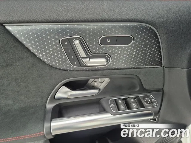 Mercedes-Benz GLA - Class H247 id 2898944 из Кореи 3