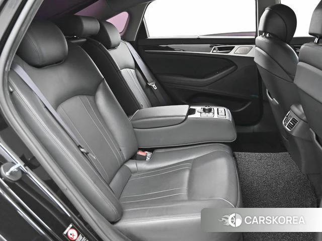 Genesis G80 2018 Черный из Кореи, фото 3