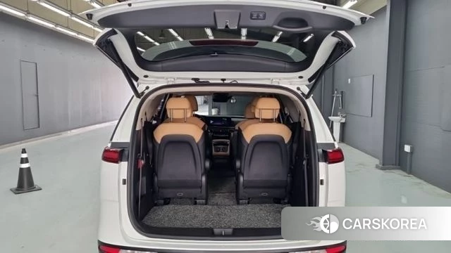 Kia Carnival 4th generation 2023 Белый из Кореи, фото 3