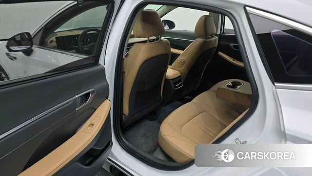 Hyundai Sonata D Edge (DN8) 2023 Белый из Кореи, фото 3