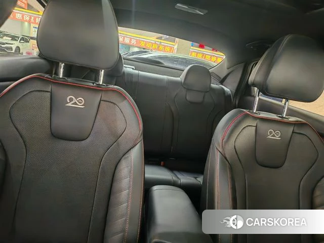 Hyundai Elantra 2022 Белый из Китая, фото 3