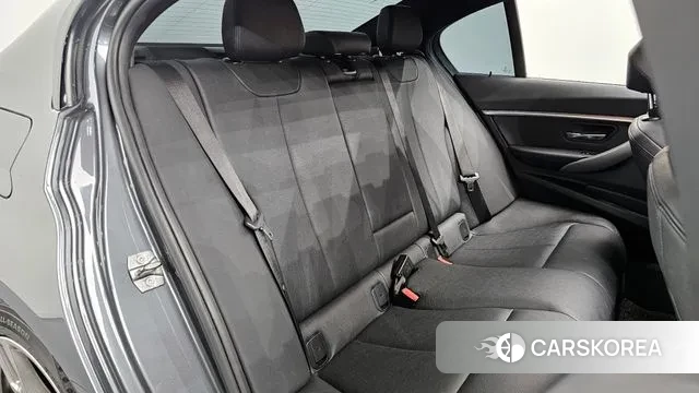 BMW 3 Series (F30) 2018 Серый из Кореи, фото 3