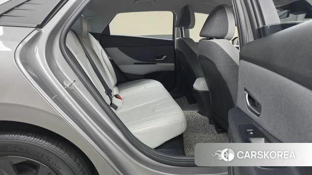 Hyundai Avante Hybrid (CN7) 2022 Серый из Кореи, фото 3