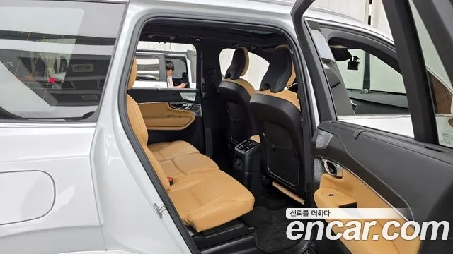 Volvo XC90 second Generation 2023 Белый из Кореи, фото 3